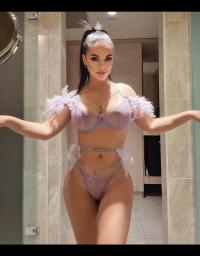 Esenyurt Erotik Orgazm Grup Escort Kiraz’la Yaşanır