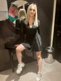 Göçmen Sarışın Esenyurt Escort Aybüke Güzelliğiyle Büyülüyor